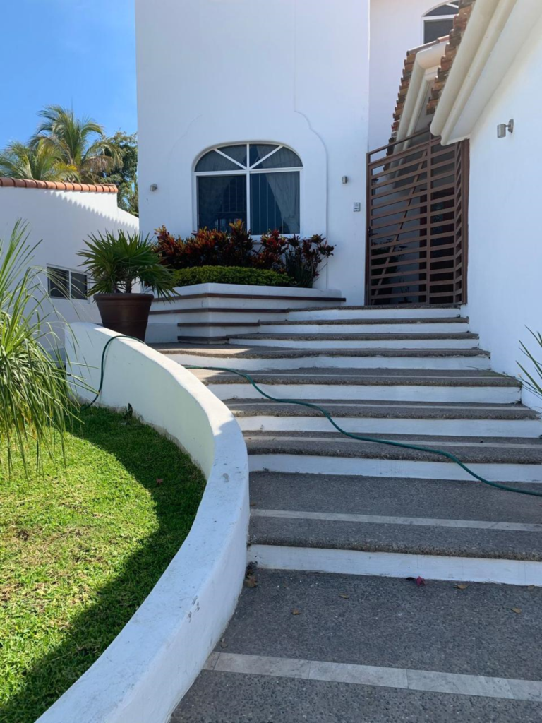 RESIDENCIA CON 500 M2 DE SUPERFICIE, MAZATLAN, SINALOA.